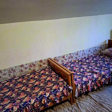 Сдам  отдельную комнату  в частном доме