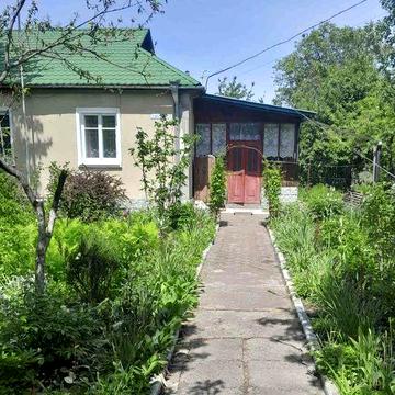 Будинок 71 м² + 24 сотки землі, гараж, погріб, криниця, стабільне світло