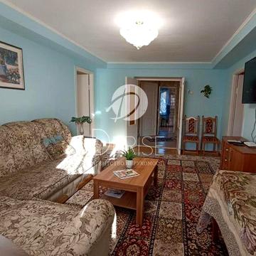 Оренда 4-кімнатної квартири на бульварі Лесі Українки, 9, біля метро Печерська