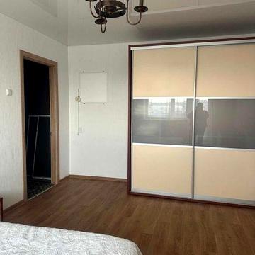 Продам уютную большую 1 к на Салтовке рядом с метро , 520 м-н . Ремонт , мебель , техника , газ
