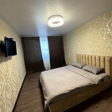 Продам 2-кімнатну квартиру в центрі Самара (район Ринку та Будинку побуту)
