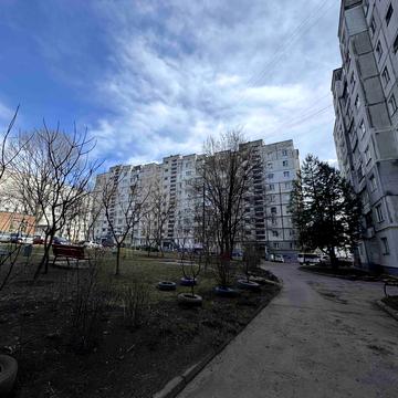 Степана Бандери вул., 22/2