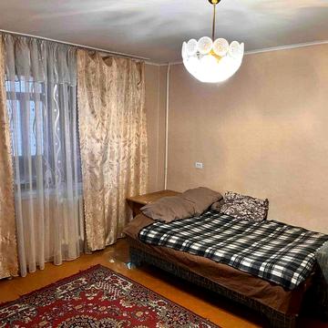 Продається 1 кім квартира чешського планування