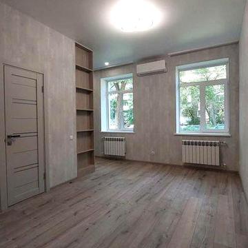 Продається 1к квартира на Ближньому Замості