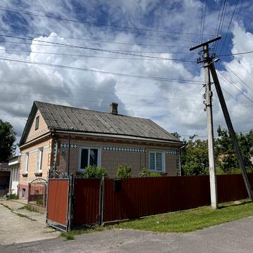Будинок біля Рівного