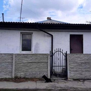 Продам Центр р-н Конкорду частину будинка 70м три кімнати зручності окремий вхід