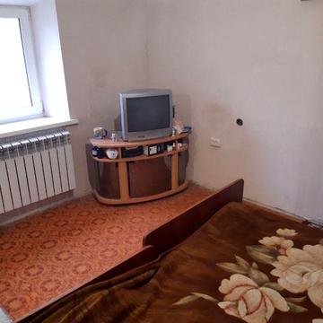 Дом 70 м² с жилой времянкой на участке 8 соток