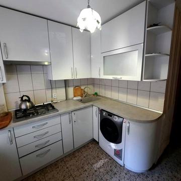 Продам простору 3к квартиру з ремонтом в районі пр.Шевченка