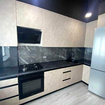 3к квартира з новим ремонтом, Лівий берег. plakhotnik