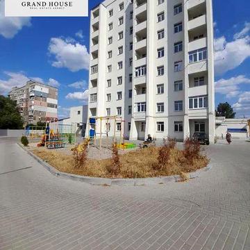 Продам простору 3-и кімнатну квартиру 92 м², р-н Автовокзалу.