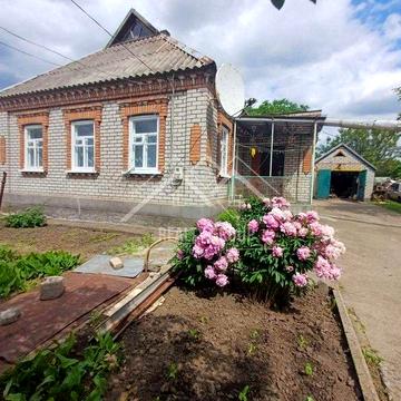 Продаж будинку в с. Лозуватка з меблями та технікою та гаражем.