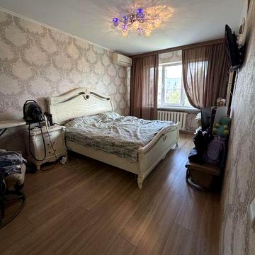 Продам 5-комнатную квартиру на Победе с ремонтом и техникой