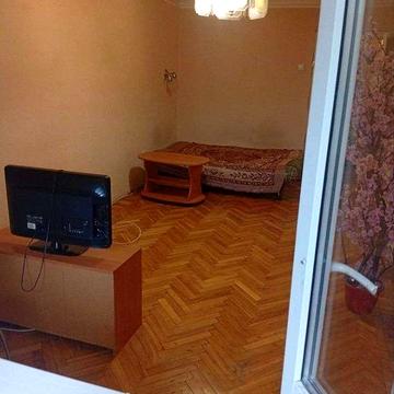 Оренда 1 кімнатної на Павловому полі.