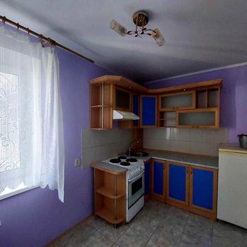 Продам просторную двухкомнатную квартиру в Соляных БЕЗ КОМИССИИ! а1