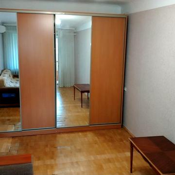 Авіаконструктора Антонова вул., 20