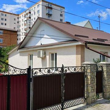Оренда будинку в центрі міста
