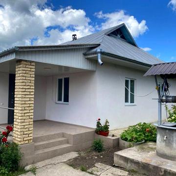 Продаж власного затишного будинку 92м2 із сучасним ремонтом ,ділянка 37соток загальної ділянки Вінницька область, Тульчинський район,с.Гарячківка