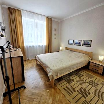 Оренда 2х кімнатної квартири по вул. Художня. Перша здача.