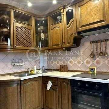 Продаж 2-к квартири в Голосіївському районі