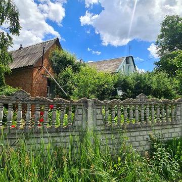 Будинок в Яру. 14 соток приватизованої землі