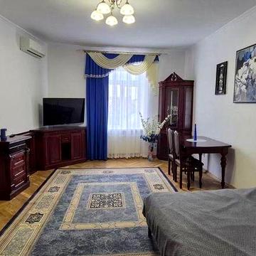 Здам 2 -х кімнатну квартиру по вулиці Сніжна