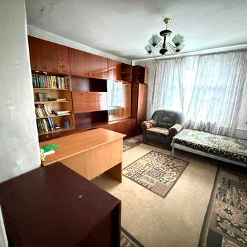 Продаж. Хочешь власний будинок за гарною ціною з гаражем та в житловому стані і за ціною як квартира? Є такий варіант, телефонуйте будемо переглядати