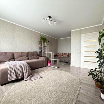 1-кімнатна квартира з ремонтом | Виставка | 2 поверх | 48 000 $