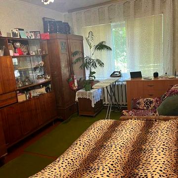 Продам 1 кімнатну квартиру