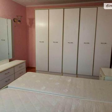 Довгострокова оренда 2к Частина будинку Київська вулиця