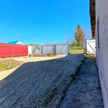 Продам будинок 49 м² з меблями та ділянкою 24 сотки, с. Турка, 12 км від Коломиї