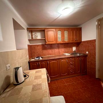 Оренда 1-но кім вул Зерова бічна Городоцка район Скрині