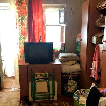 Продам 1 ком. квартиру в п. Эсхар