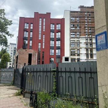 Продам 1кім. квартиру в Новобудові, центр міста.