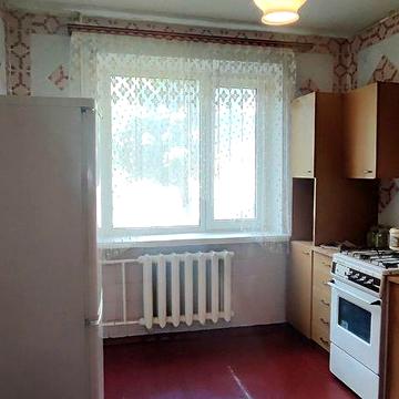 Продається двокімнатна квартира покращеного планування у центрі міста