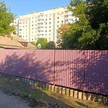 Будиночок в місті Балаклія.