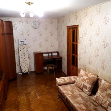 Михайла Донця вул., 13