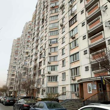 Івана Пулюя вул., 2