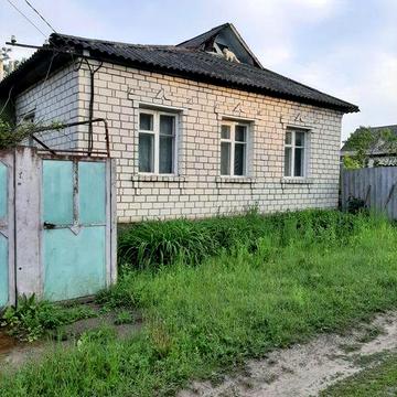 Продається  будинок  м. Глухів , пров. Будівельний 23.