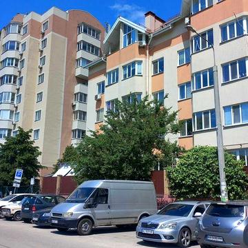 Продам 3 кімнатну Святопетрівське дешево. ЖК Святопетрівське