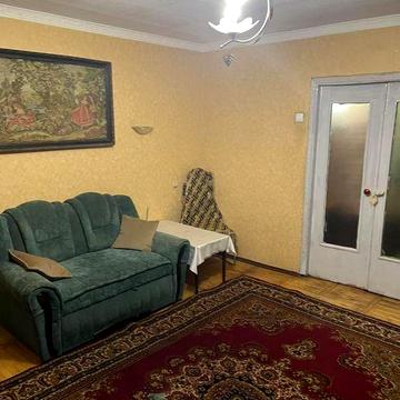 Продам 4 кімн.кв., Героїв Маріуполя, р-н 5 ліцея