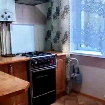 Продам  2-к квартиру, Александровский район, ул. Университетская