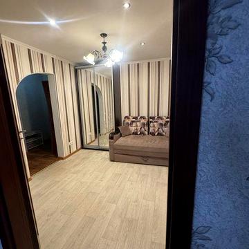 Продаж 1-кім. квартири в центрі на 2 поверсі.