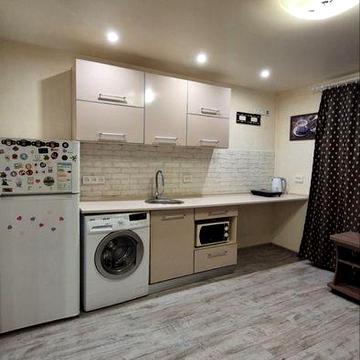Продам квартиру-студию 18 м2 с ремонтом, р-н Новые дома, ул. Каденюка ( Танкопия), 32