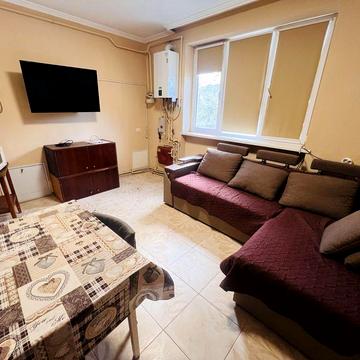 Продаж 2 кімн.кв-ри в м.Берегове,(спокійний р-н) єВідновлення, 74 кв.м