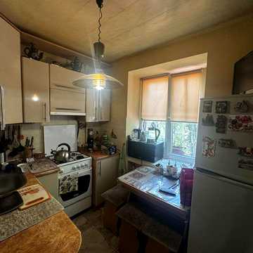 Продам 3 ком. квартиру на Научной
