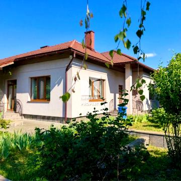 Здача гарної американки з ділянкою 15 соток та фруктовим садом!  Можна з тваринами! Ужгород