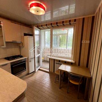 Аренда квартири 1 кв. 37м2 Науки 21а Центр Європейська (Новгородская)