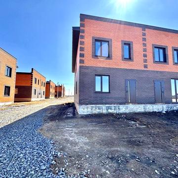 Продаж 2 поверхового таунхауса
