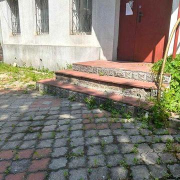 Продам 2-х кімнатну квартиру за адресою вулиця Кооперативна 30