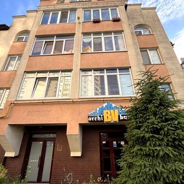 Однокімнатна квартира в центрі Бучі!